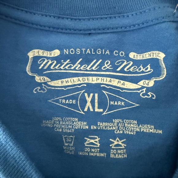 Toronto Blue Jays T-shirt - BRAND NEW WITH TAGS!!! - Picture 3 of 3